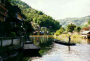 River in Mae Sai, Chiang Rai Province, at the border Thailand - Burma (Myanmar), Northern Thailand  (14.3 K)