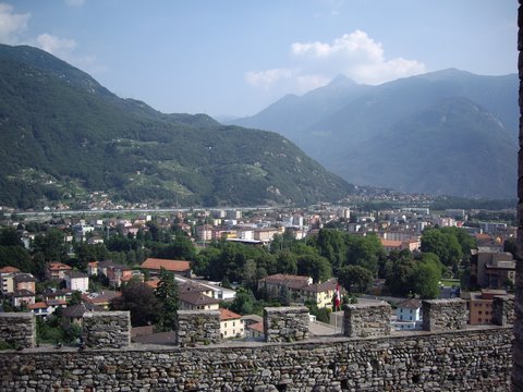 Bellinzona_city_08